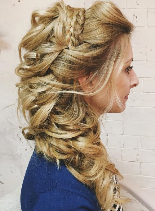 Curly Side Hairstyles For Wedding
 40 Gorgeous Wedding Hairstyles for Long Hair
