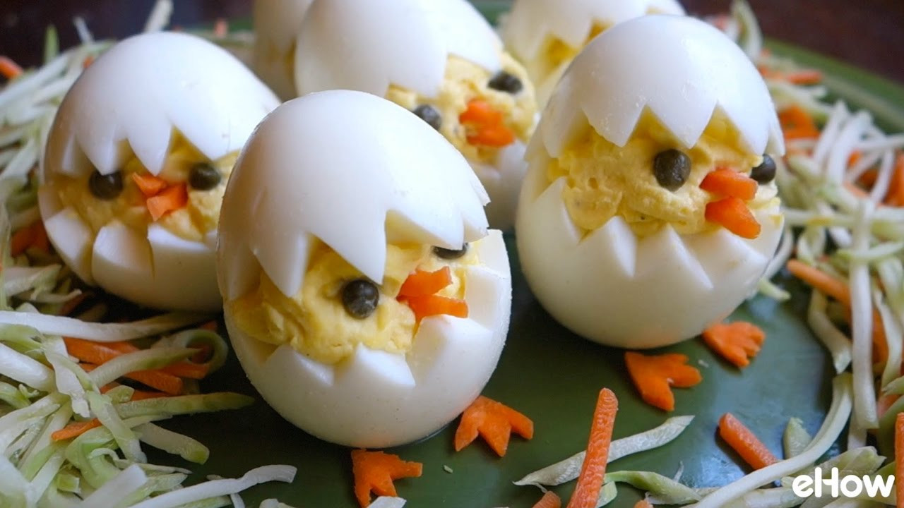 Cute Deviled Eggs For Easter
 Super Cute Easter Chick Deviled Eggs
