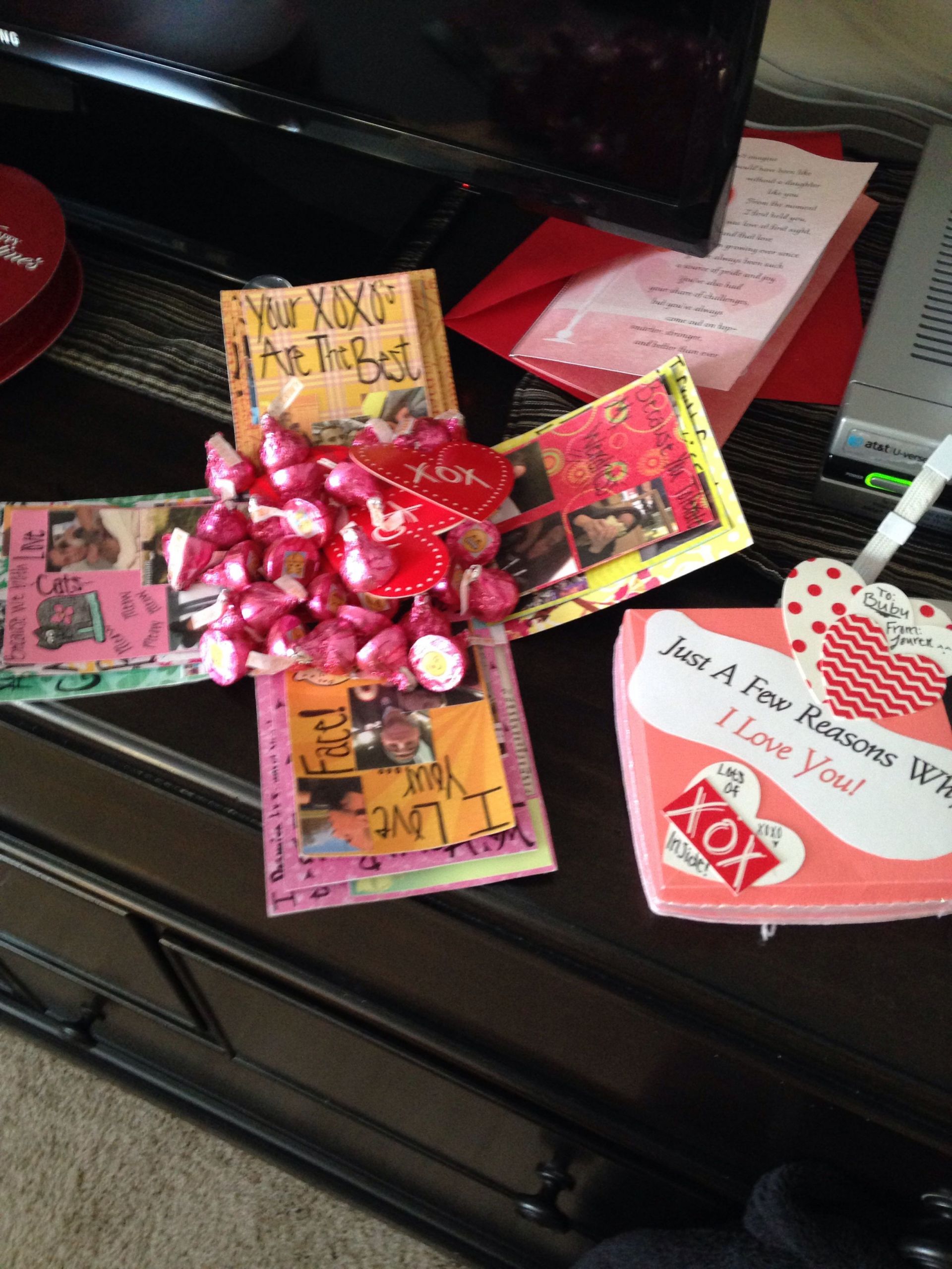 Cute Gift Wrapping Ideas For Boyfriend
 My exploding box I made for my boyfriend on valentines day