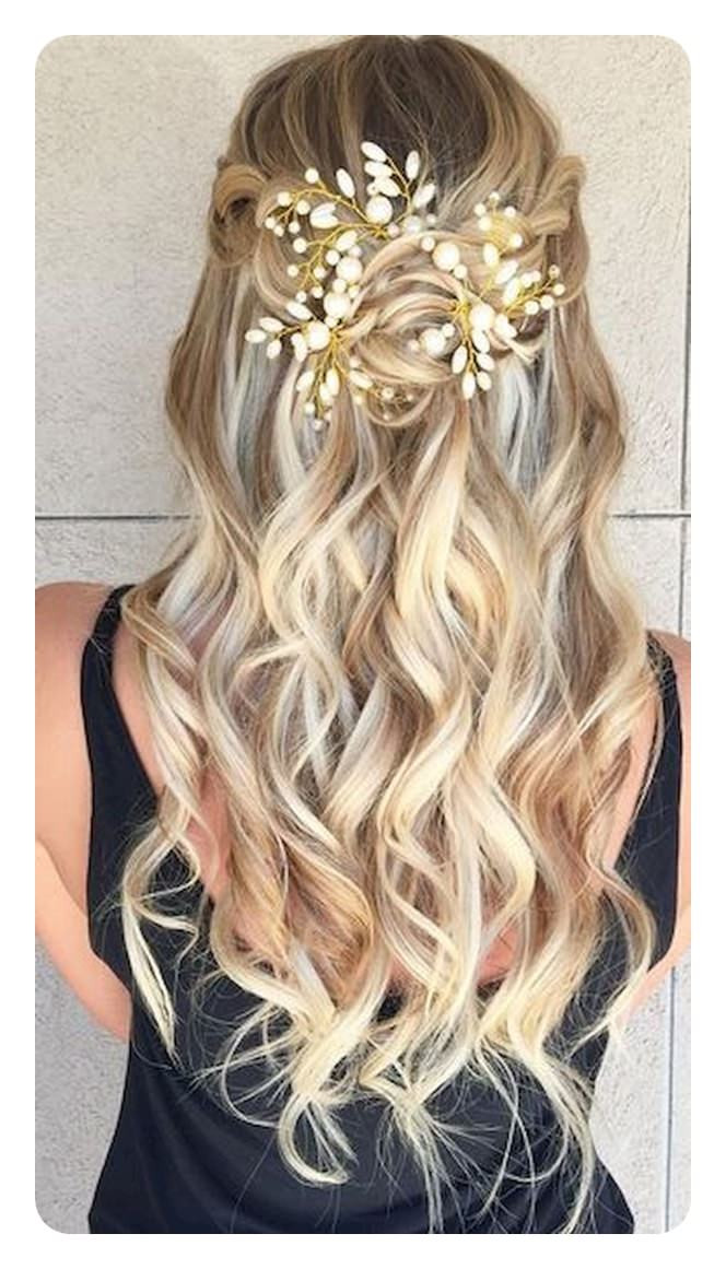 Cute Hairstyles For Graduation
 86 Best Graduation Hairstyles for Your Most Awaited Day