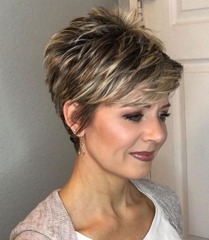 Top 22 Cute Short Haircuts for Older Women - Home, Family, Style and ...