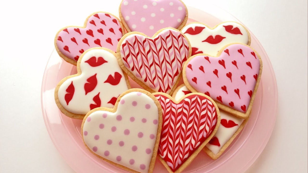 Decorating Valentine Sugar Cookies
 How To Decorate Cookies for Valentine s Day