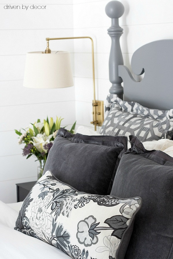 Decorative Bedroom Pillows
 Pillows 101 How to Choose & Arrange Throw Pillows