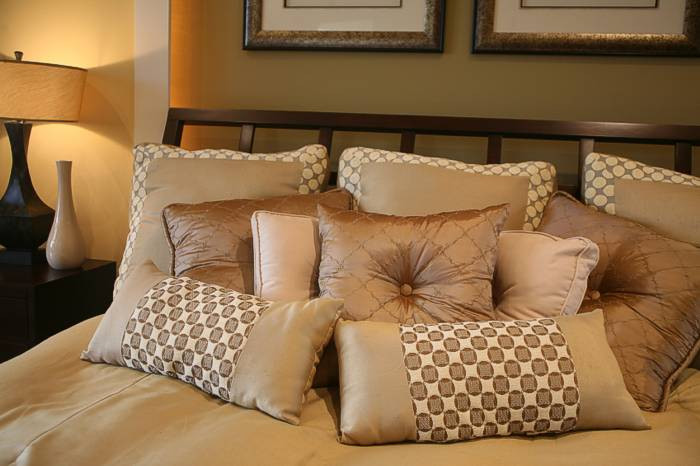 Decorative Bedroom Pillows
 Decorative Bed Pillows Unique Home Designs