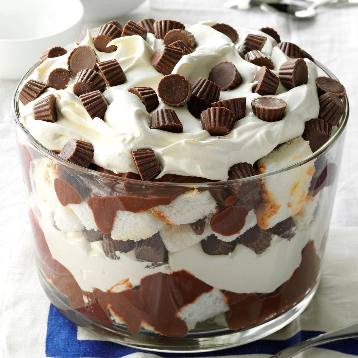 Delicious Easy Desserts
 Peanut Butter Cup Trifle Recipe