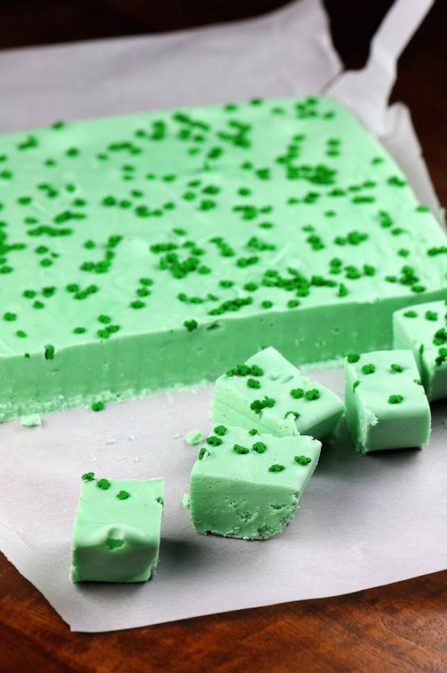 Desserts For St Patricks Day
 22 CRAZY St Patrick’s Day Treats That Will Be Your Lucky