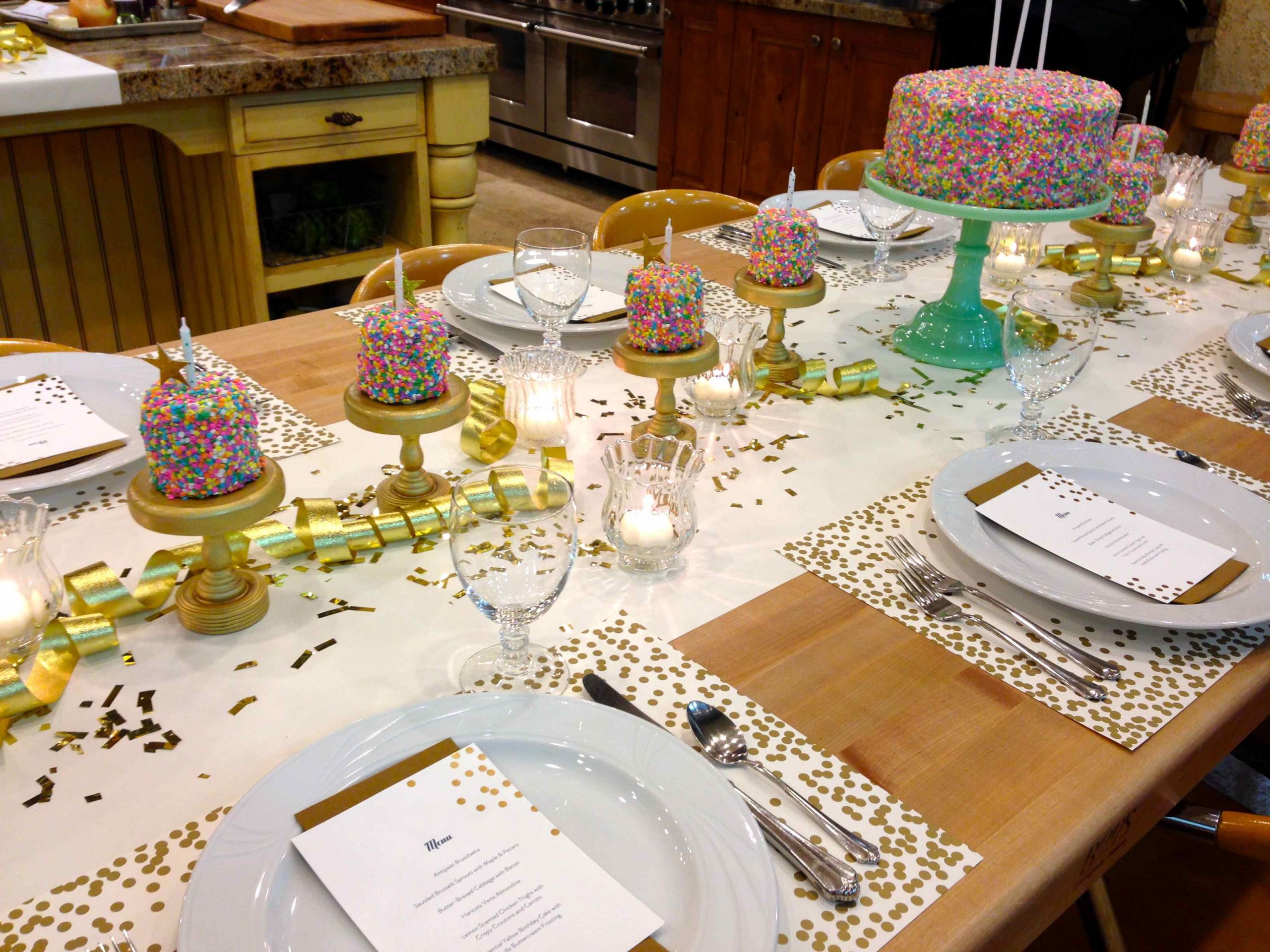 Dinner Party Table Ideas
 Birthday Party Rainbow Sprinkles Table Setting