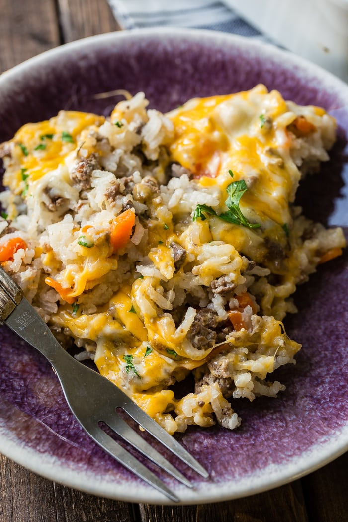 Dinner With Ground Beef
 Cheesy Ground Beef and Rice Casserole