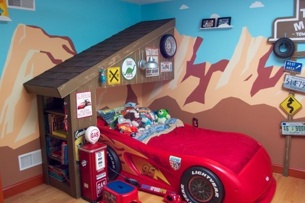 Disney Cars Bedroom Decor
 76 best mural disney images on Pinterest