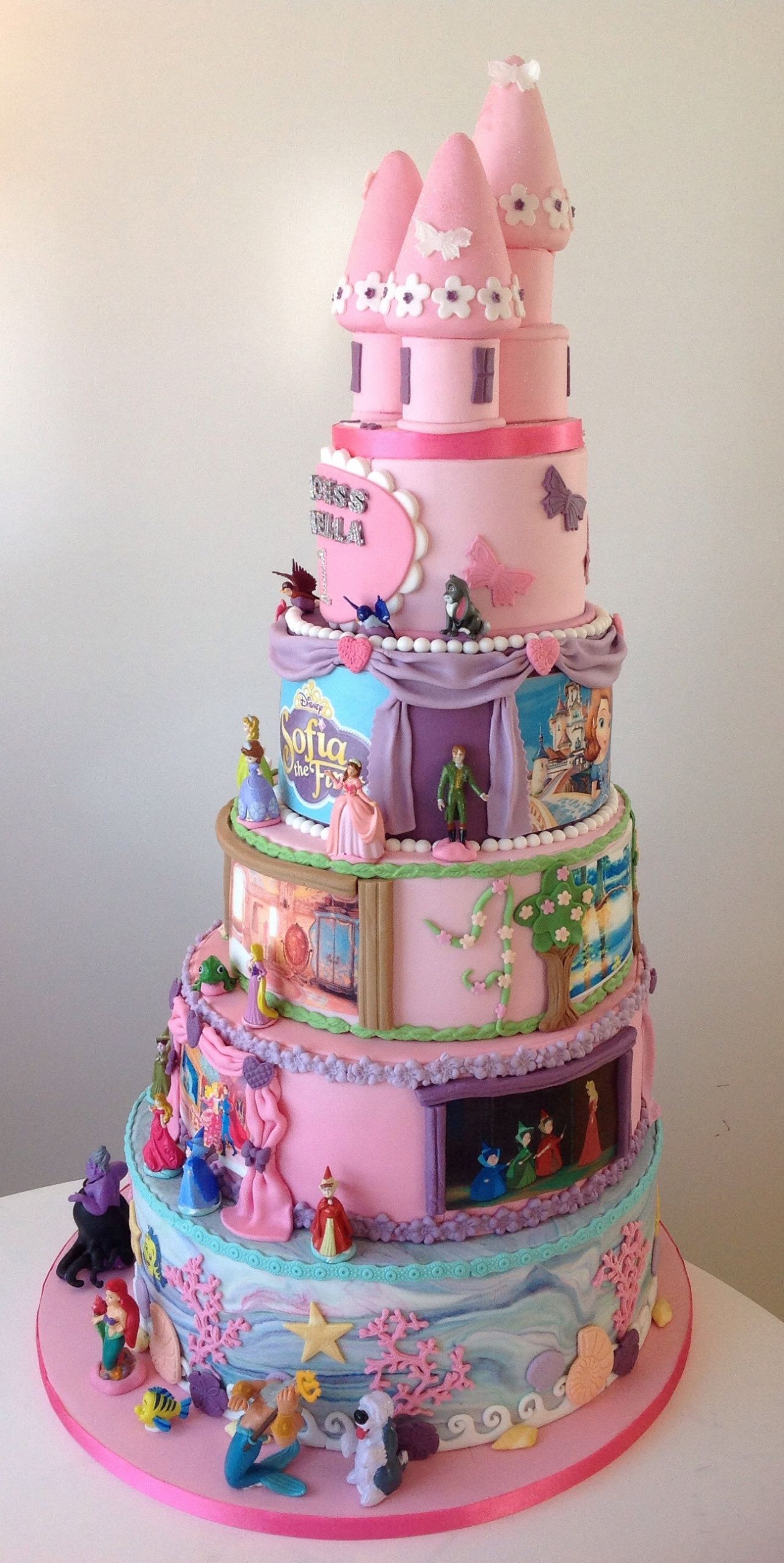 Disney World Birthday Cakes
 Disney Princess 1St Birthday Cake CakeCentral