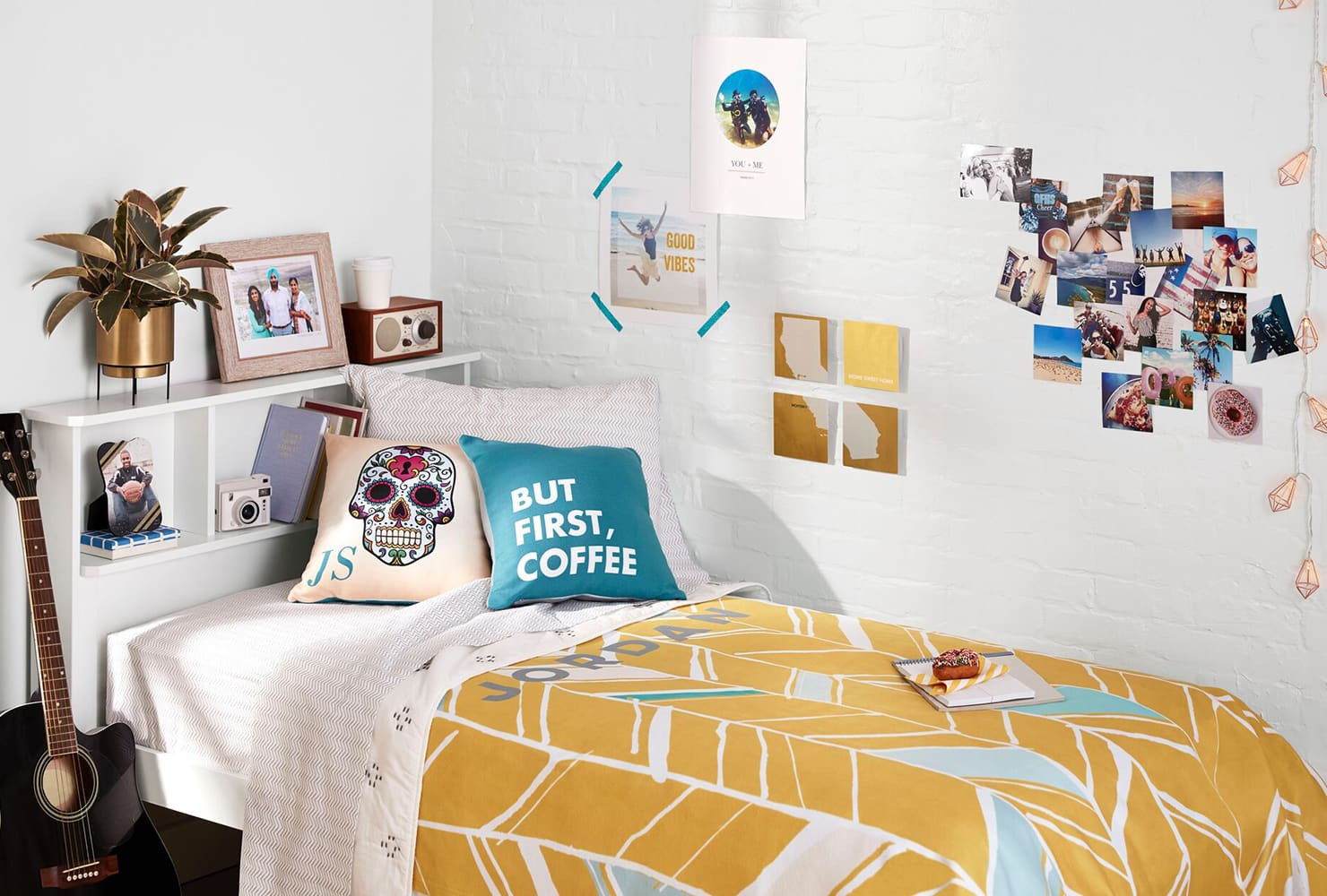 DIY College Decor
 37 Creative DIY Dorm Decor Ideas to Liven Up Your Space