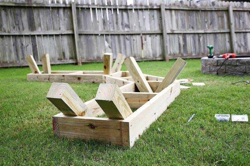 Diy Fire Pit Bench
 Build Your Own Curved Fire Pit Bench – A Beautiful Mess