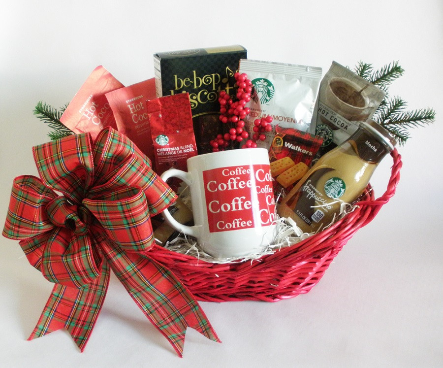 DIY Gift Baskets Ideas For Christmas
 17 Baskets Anomalous n Some Classic Christmas Gift Hamper