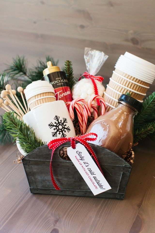 DIY Gift Baskets Ideas For Christmas
 Hot Cocoa Gift Basket