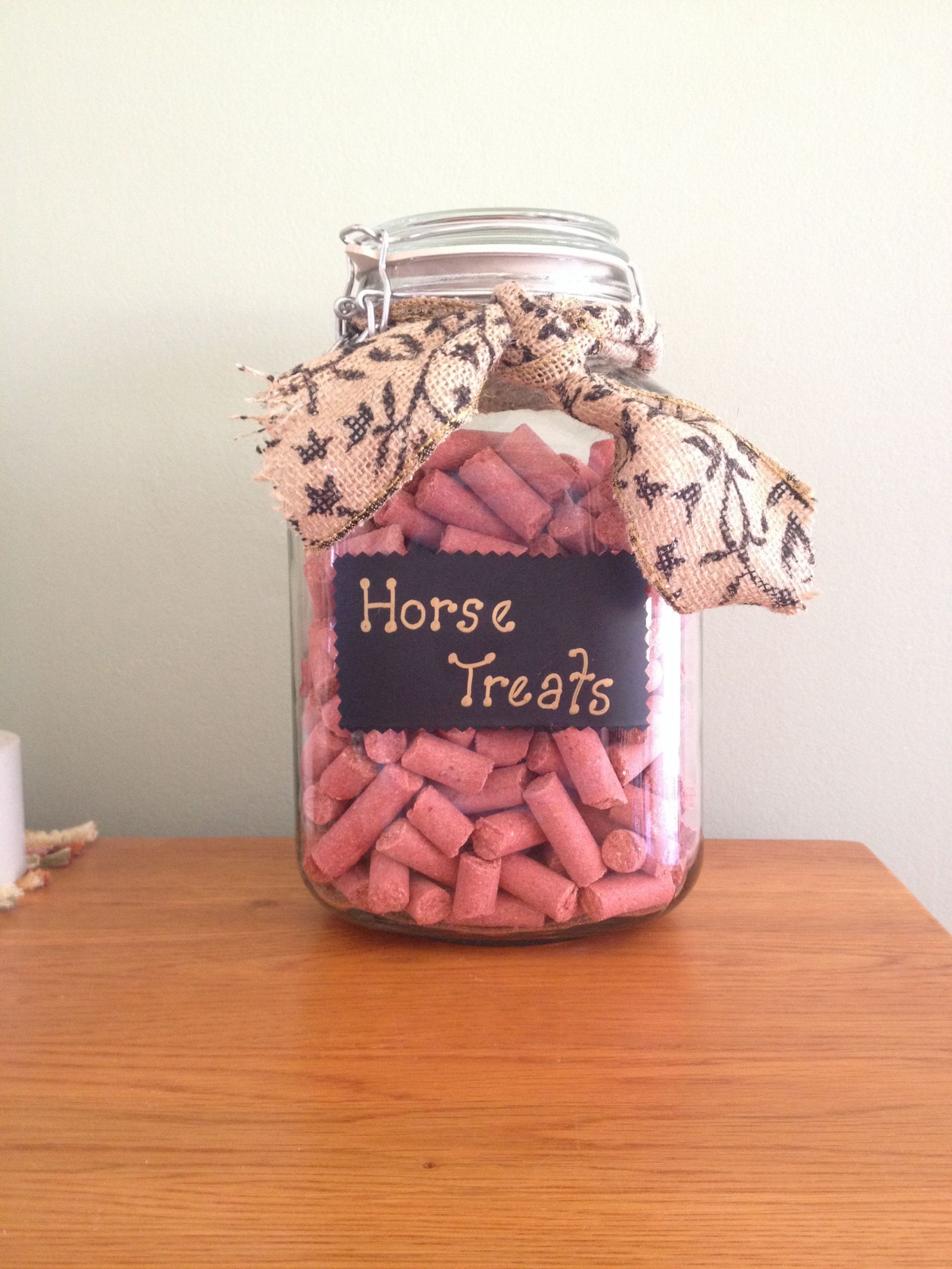DIY Horse Gifts
 DIY horse treat jar KayDell8 horses