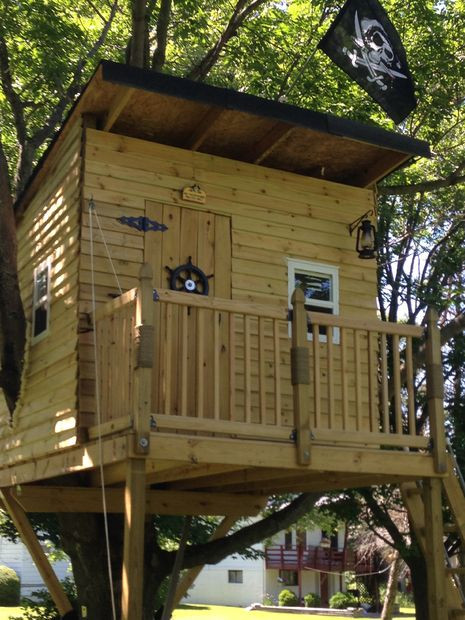DIY Kids Treehouse
 9 DIY Tree Houses With Free Plans To Excite Your Kids