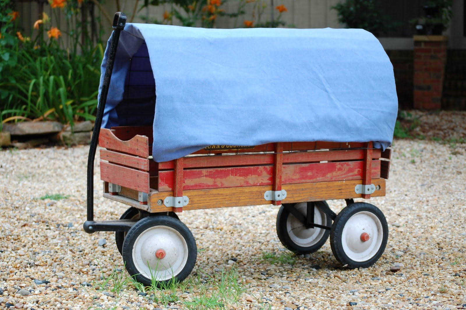 DIY Kids Wagon
 Tidy Brown Wren bringing order to your nest How to make