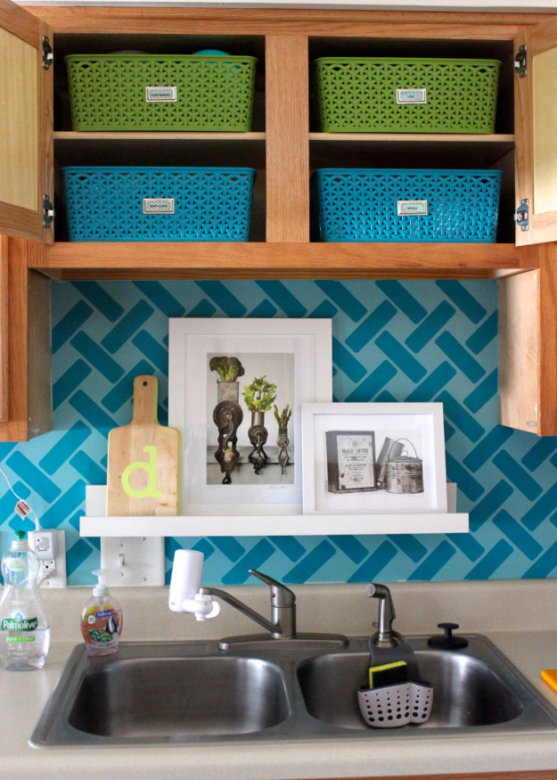 DIY Kitchen Organizers
 40 DIY Ideas to Get The Kitchen Organized