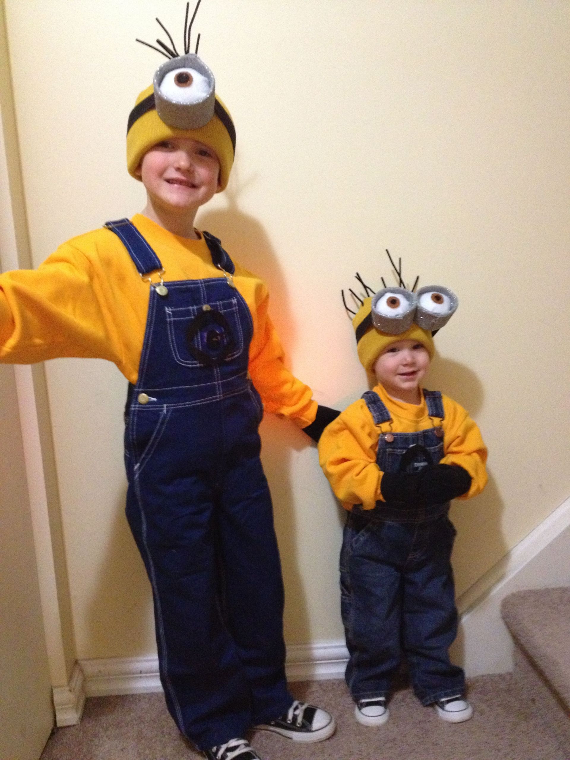 DIY Minion Costumes For Kids
 Minion costume Despicable Me Could be done with a