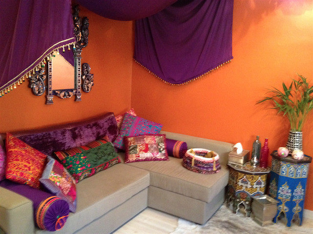 DIY Moroccan Decor
 Moroccan Sofa bed Transformation