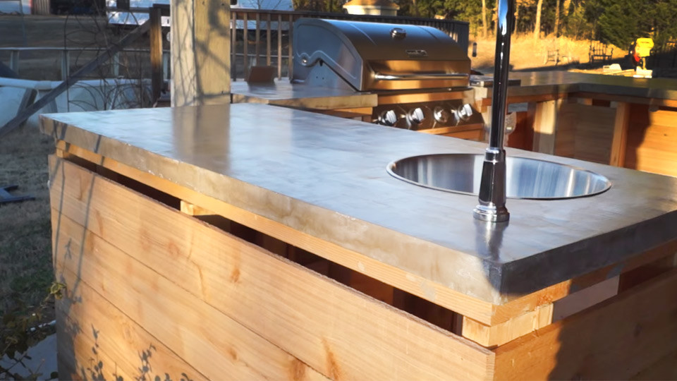 DIY Outdoor Countertops
 How to DIY Bud Friendly Concrete Countertops