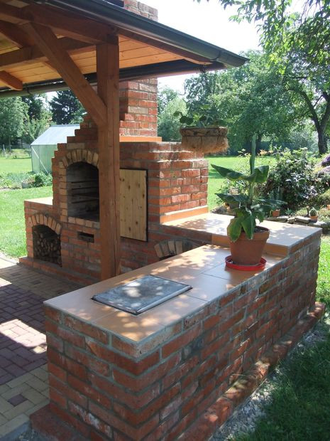 DIY Outdoor Grill
 DIY outdoor fireplace with BBQ grill brick All