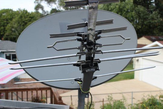 DIY Outdoor Hdtv Antenna
 How To Reuse a Digital Satellite Dish for Free Over the
