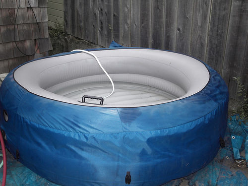 DIY Outdoor Hot Tub
 9 DIY Outdoor Hot Tubs You Can Build Yourself Shelterness