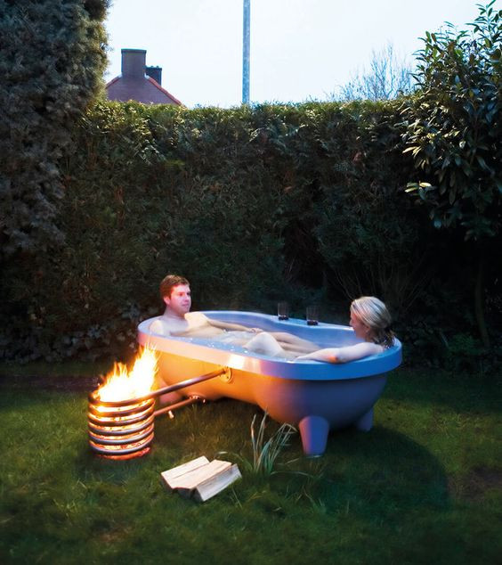 DIY Outdoor Hot Tub
 DIY Warm Outdoor Hot Tub Without Spending a Fortune