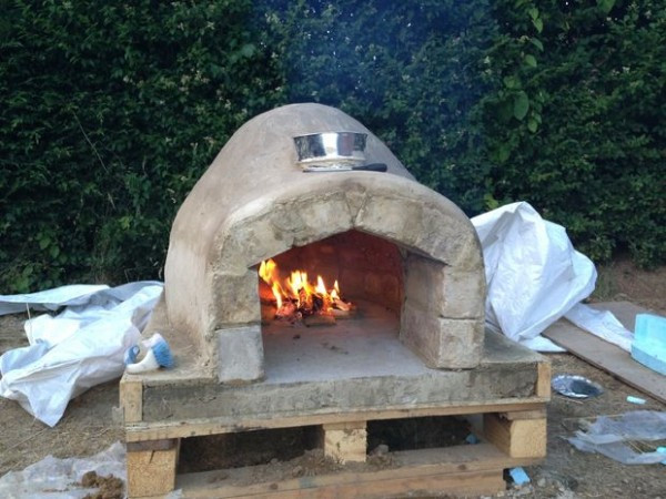 DIY Outdoor Oven
 11 DIY Pizza Oven Tutorials That Will Change The Way You