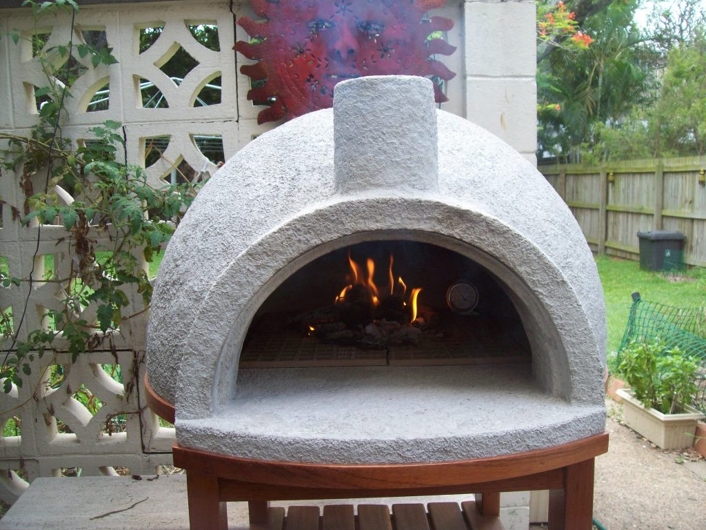 DIY Outdoor Oven
 DIY Video How to Build a Backyard Wood Fire Pizza Oven