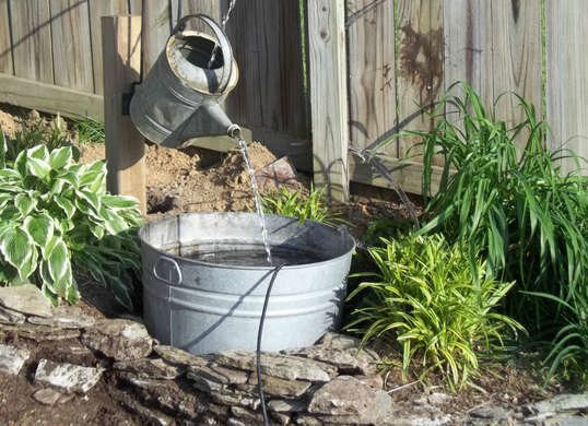 DIY Outdoor Water Feature
 Vintage Watering Can DIY Fountain Ideas 10 Creative