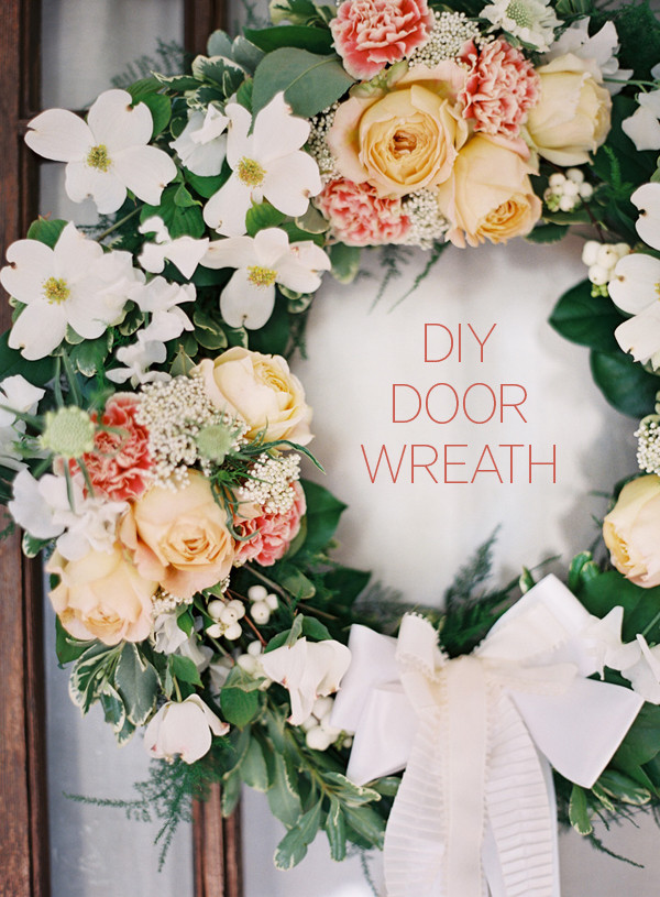 DIY Outdoor Wreath
 DIY Wedding Wreath ce Wed