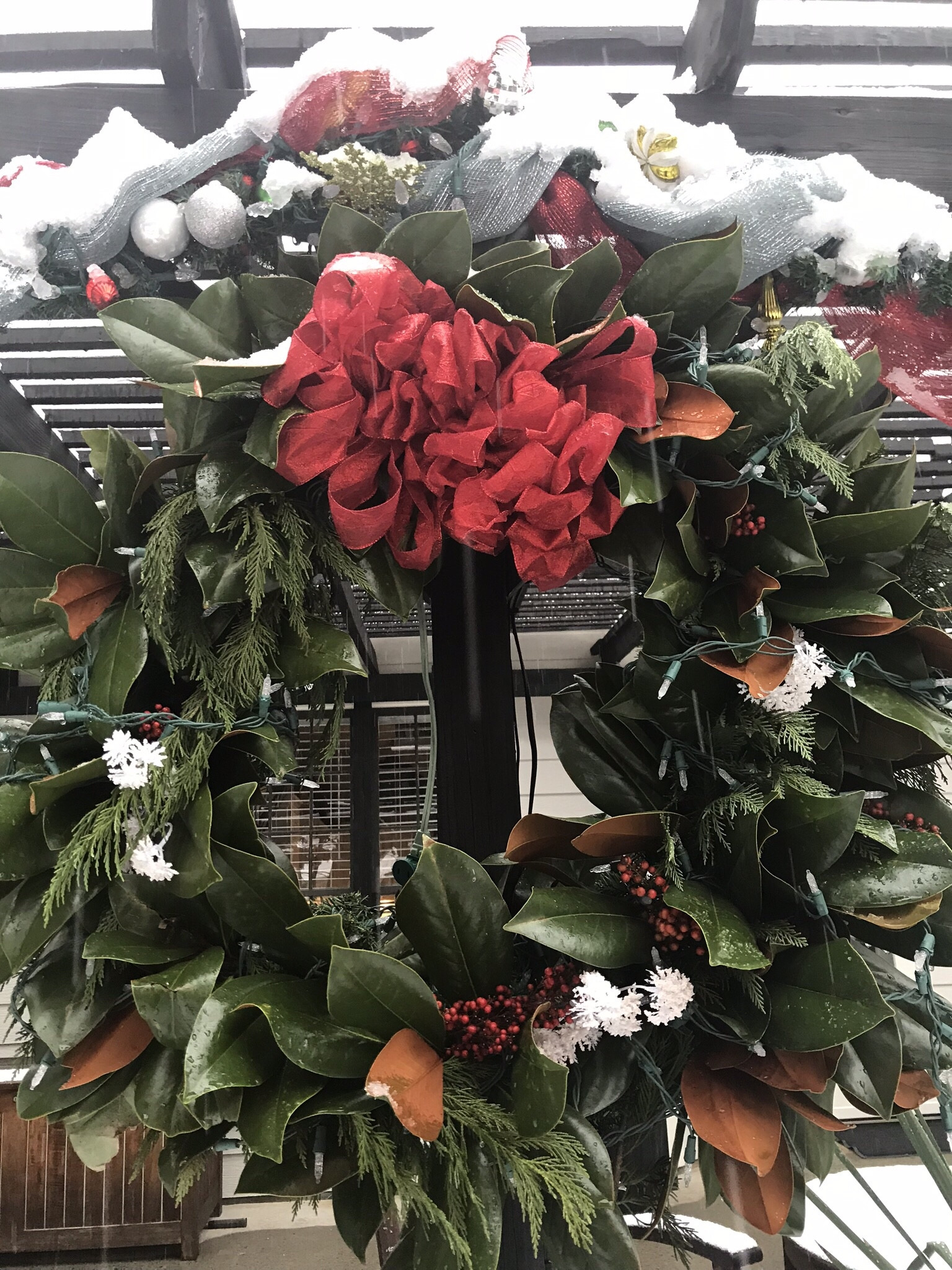 DIY Outdoor Wreath
 DIY Magnolia Wreath Cheap Christmas Decor From Yard