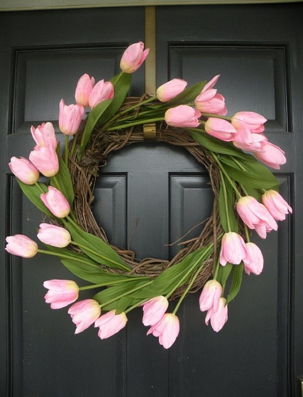 DIY Outdoor Wreath
 Outdoor Easter decorations 30 ideas for a special holiday