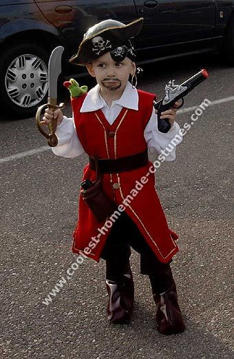DIY Pirate Costumes For Kids
 20 Cool Homemade Pirate Costume Ideas Costumes