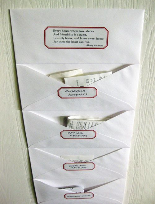 DIY Receipt Organizer
 A simple and inexpensive DIY receipt organizer