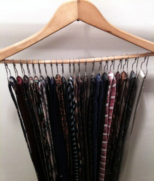 DIY Tie Rack
 20 Creative Ways to Organize and Decorate with Hangers