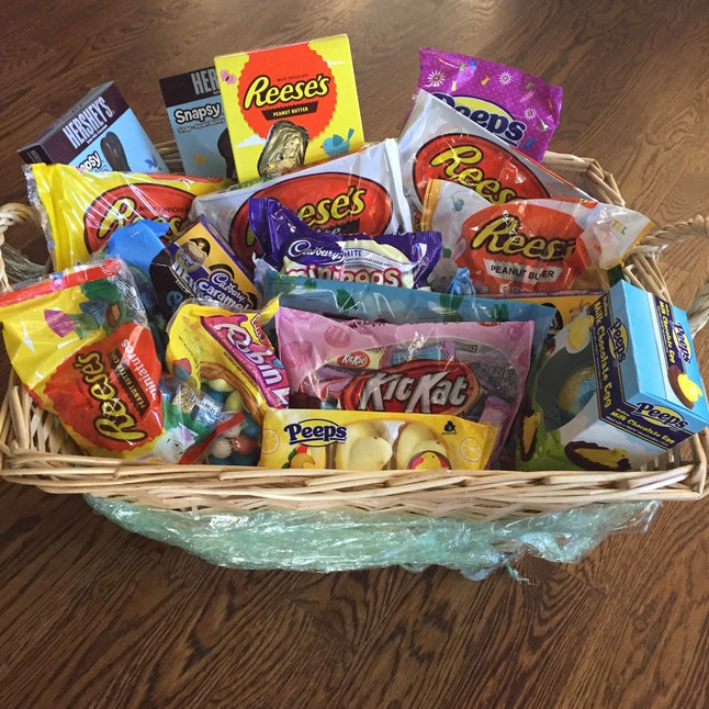 Easter Basket Ideas For Adults No Candy
 10 Easter Basket Ideas For Adults Because Chocolate