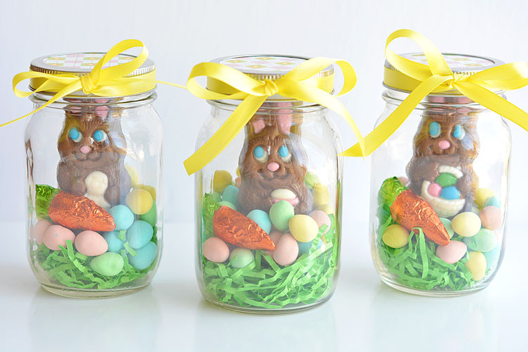 Easter Bunny Gifts
 Mason Jar Easter Gifts
