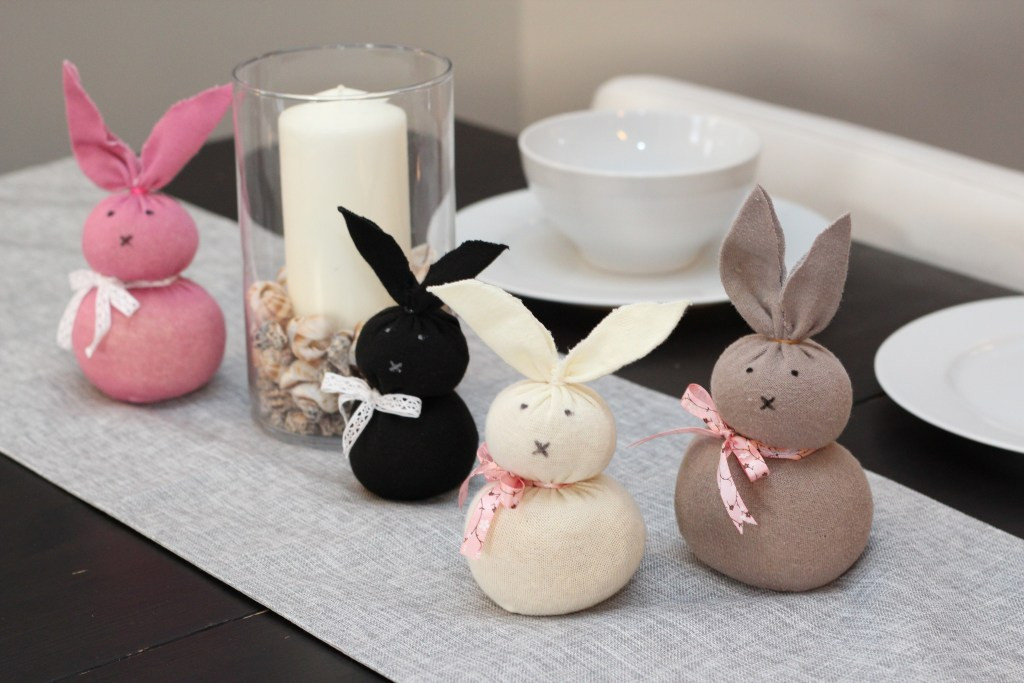 Easter Crafts To Sell At Craft Shows
 The Easiest Easter Bunny Craft using Unmatched Socks No Sew