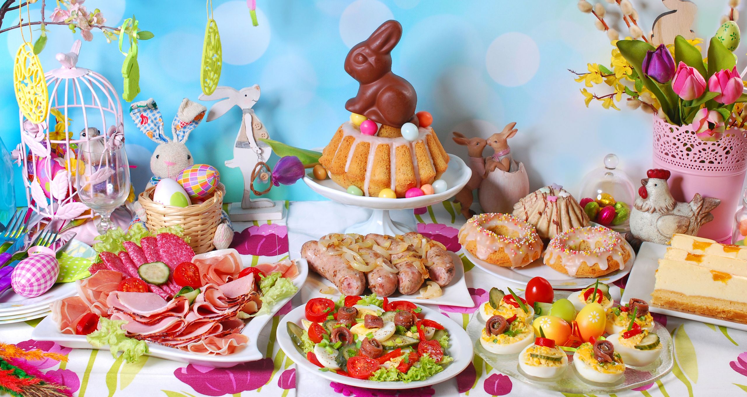 Easter Dinner Buffet
 These 5 Places Are Doing Delish Easter Brunch This Sunday