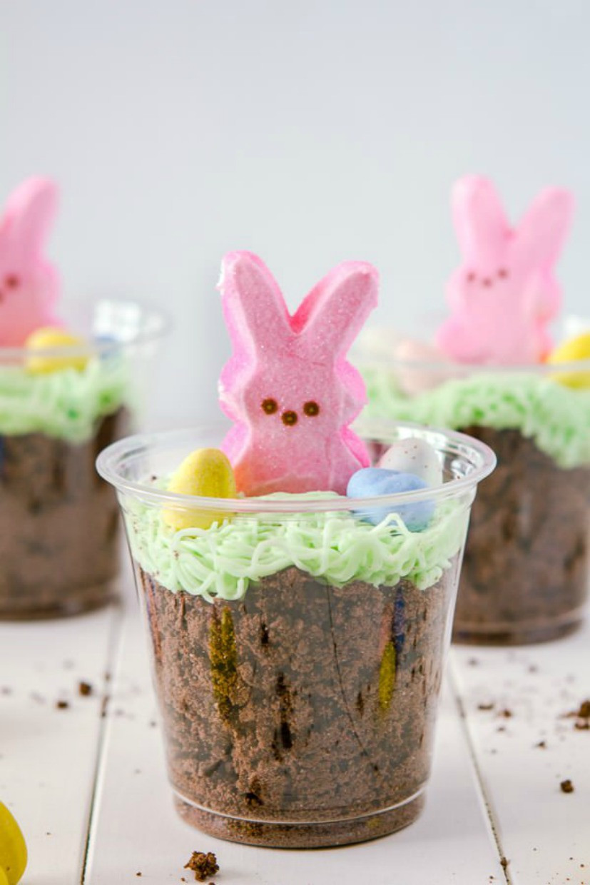 Easter Dirt Cake Recipe
 13 Awesome Things to Make With Peeps