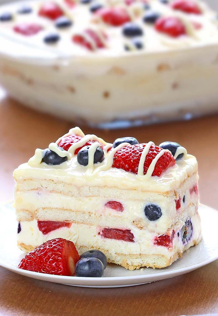 Easy Desserts Recipes
 No Bake Summer Berry Icebox Cake Cakescottage