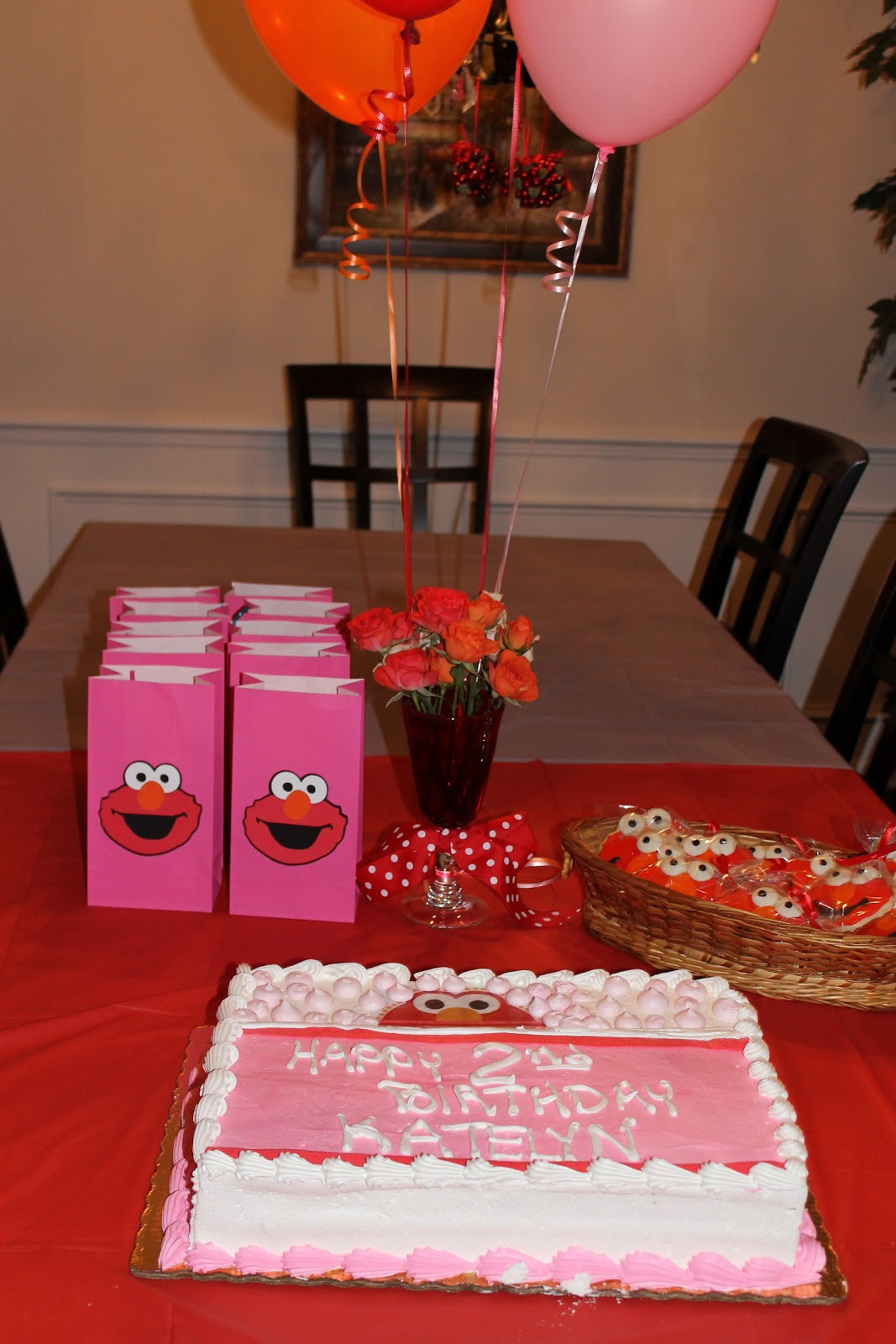 Elmo Birthday Decorations
 Desperate Craftwives Elmo Birthday Party