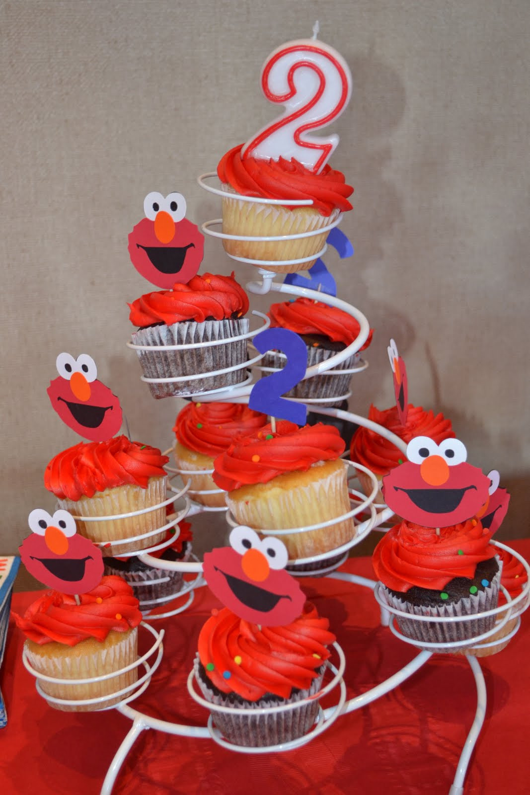 Elmo Birthday Decorations
 Buggy s Basement Elmo Birthday Party