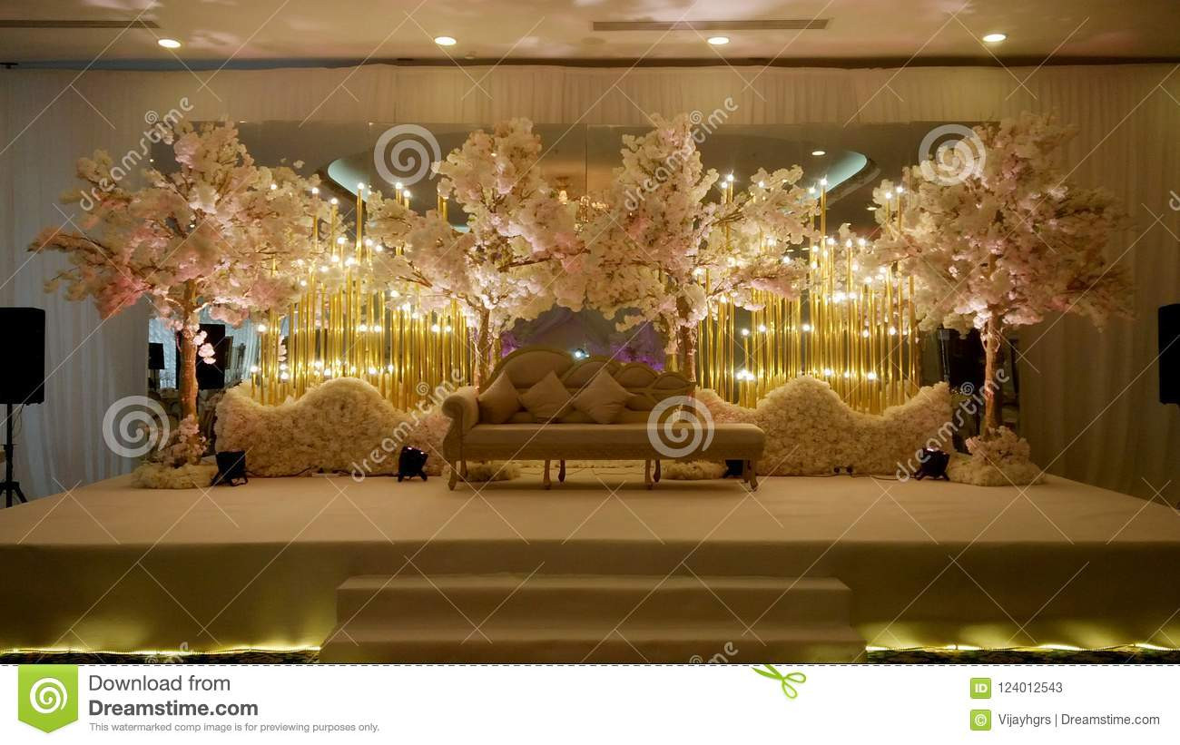 Engagement Party Venue Ideas
 Engagement And Wedding Party Hall Decoration Picture For