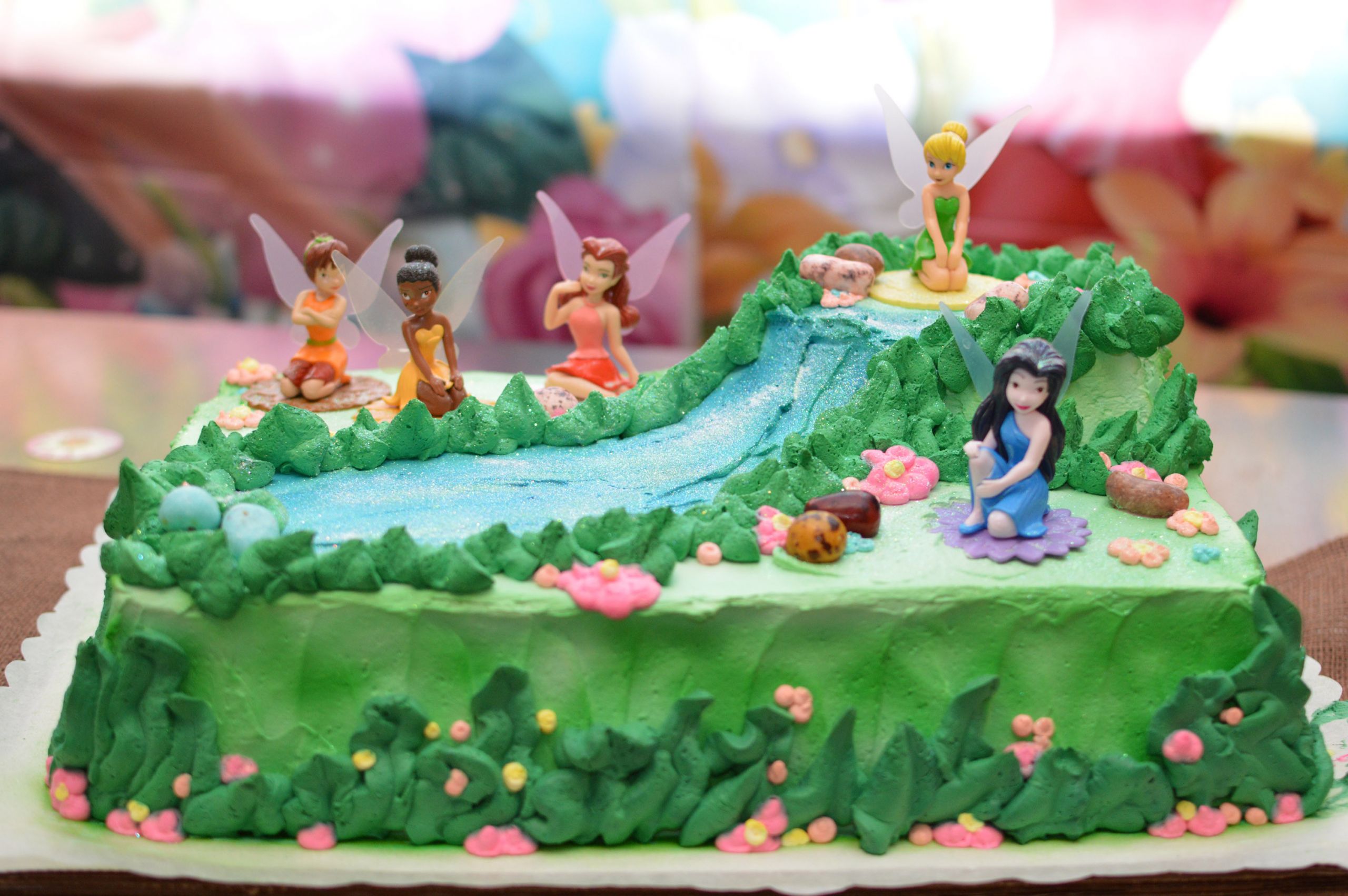 Fairy Birthday Cakes
 Amazing and wonderful fairy birthday cake and cupcakes for