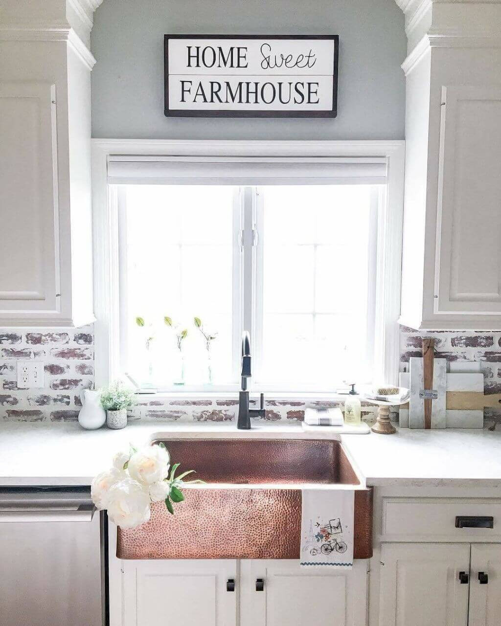 Farmhouse Kitchen Backsplash Ideas
 8 Best Farmhouse Kitchen Backsplash Ideas and Designs for 2019