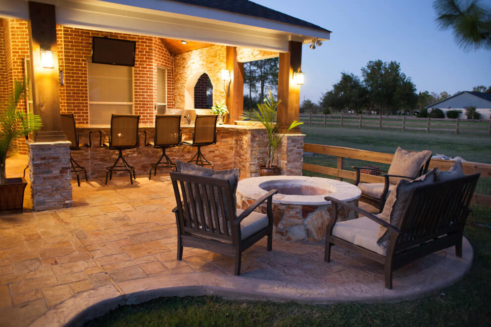 Firepit Kitchen And Bar
 A Taste The Hill Country In Richmond Texas Custom Patios